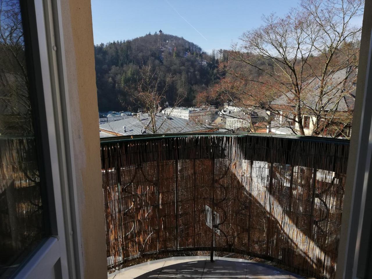 Imperia Apartment Karlovy Vary Bagian luar foto